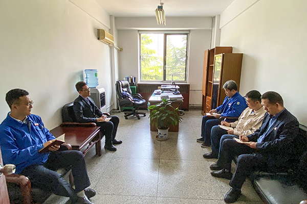 4月19日，公司辦公室黨支部召開勞動(dòng)節(jié)前廉政集中談話會(huì).jpg