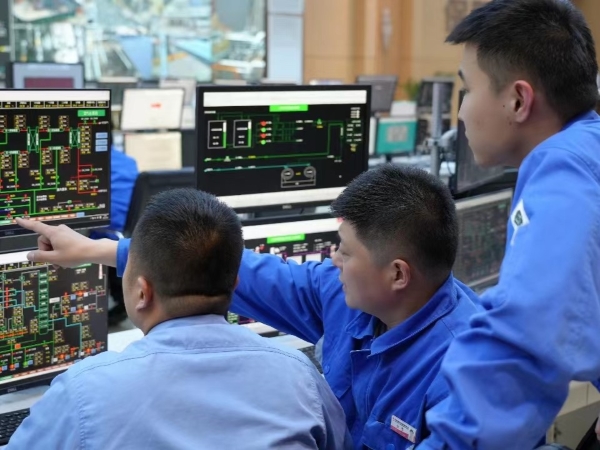 節(jié)日沒什么特殊的，全力以赴做好開車初期自己的本職工作就行.jpg