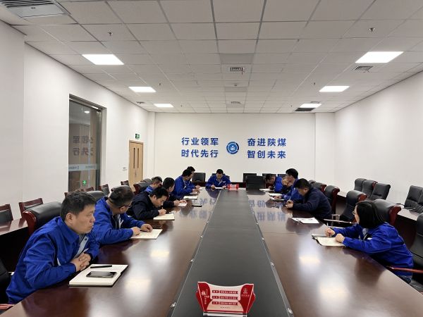 車間周調(diào)度會學習兩會精神.jpg