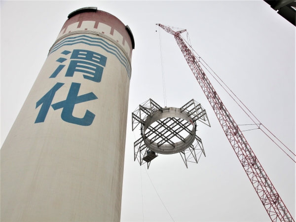 4月11日，主桁架吊裝.jpg